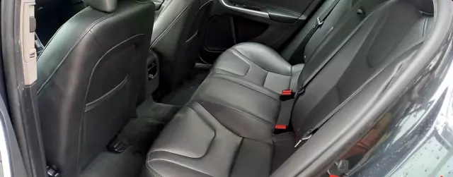 VOLVO S60 2.0 D3 (150 KM)