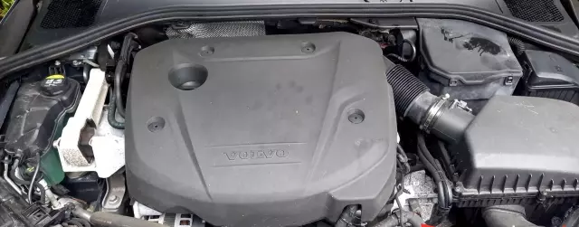 VOLVO S60 2.0 D3 (150 KM)