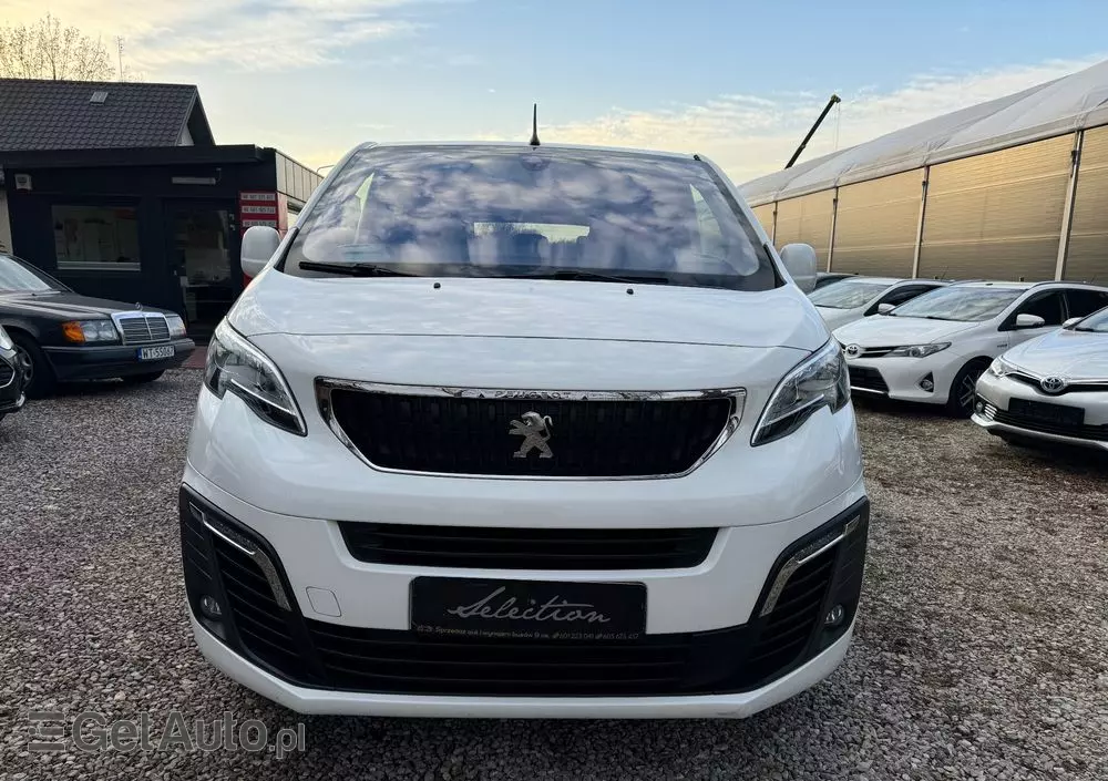 PEUGEOT Traveller 2.0 BlueHDi Standard Business Vip
