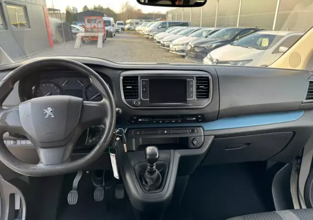 PEUGEOT Traveller 2.0 BlueHDi Standard Business Vip