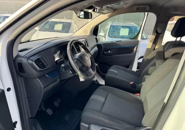 PEUGEOT Traveller 2.0 BlueHDi Standard Business Vip