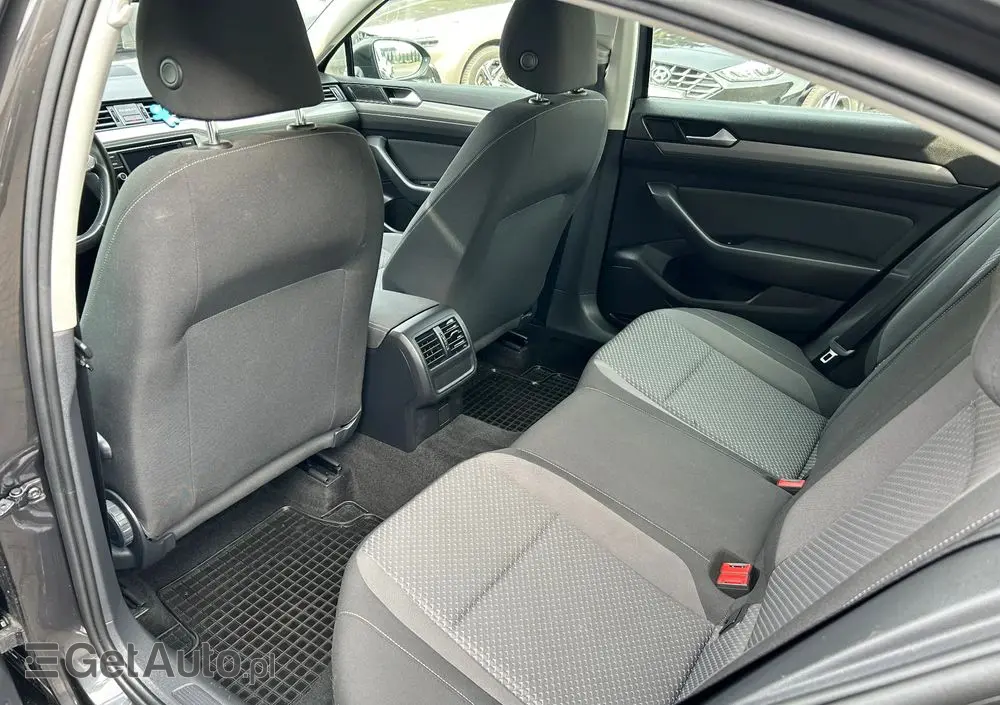 VOLKSWAGEN Passat 1.5 TSI EVO Comfortline