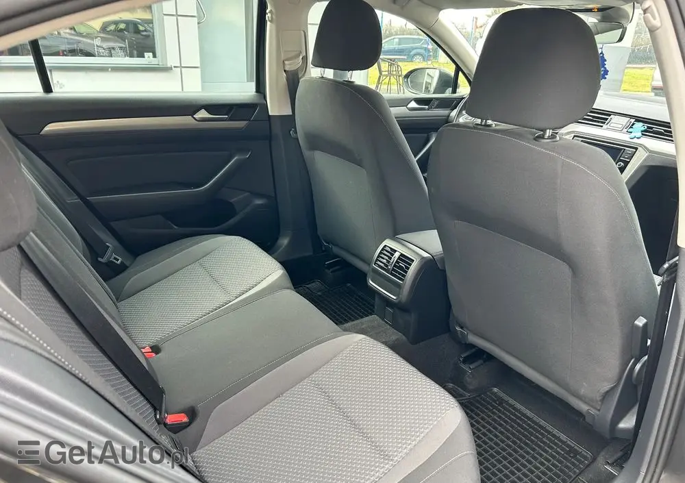 VOLKSWAGEN Passat 1.5 TSI EVO Comfortline