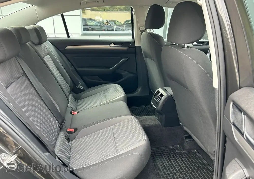 VOLKSWAGEN Passat 1.5 TSI EVO Comfortline