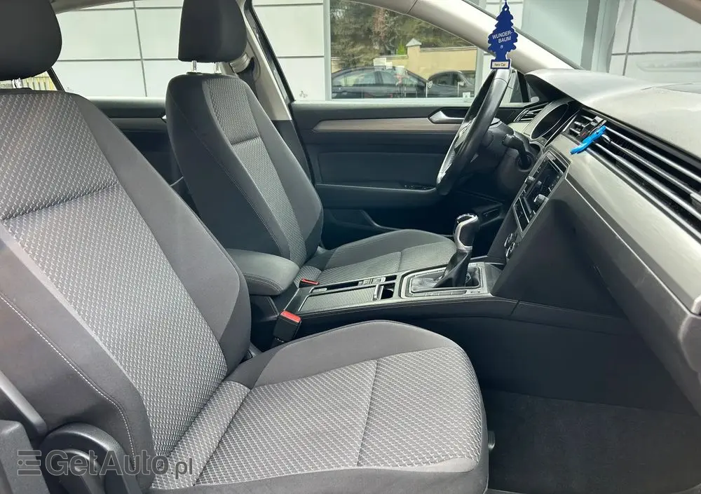 VOLKSWAGEN Passat 1.5 TSI EVO Comfortline