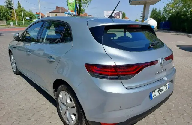 RENAULT Megane 