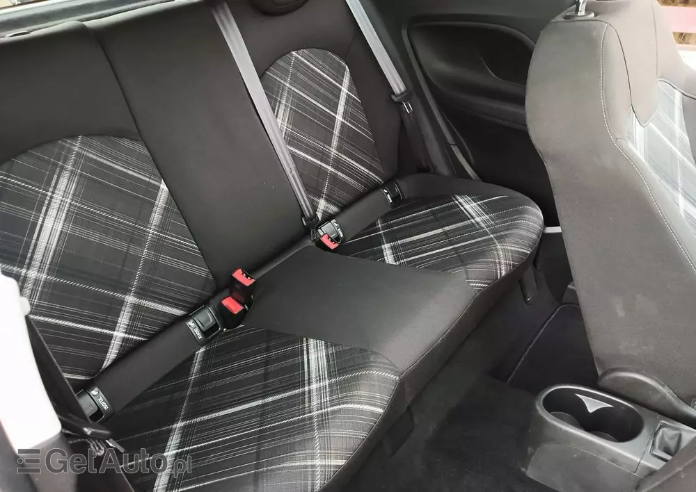 OPEL Corsa 1.4 Cosmo