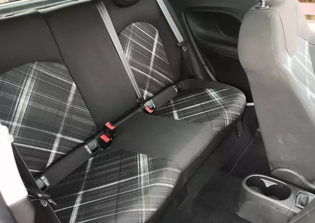 OPEL Corsa 1.4 Cosmo