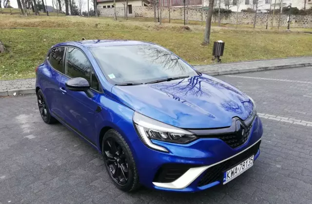 RENAULT Clio 