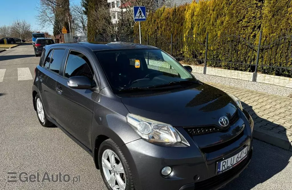 TOYOTA Urban Cruiser 