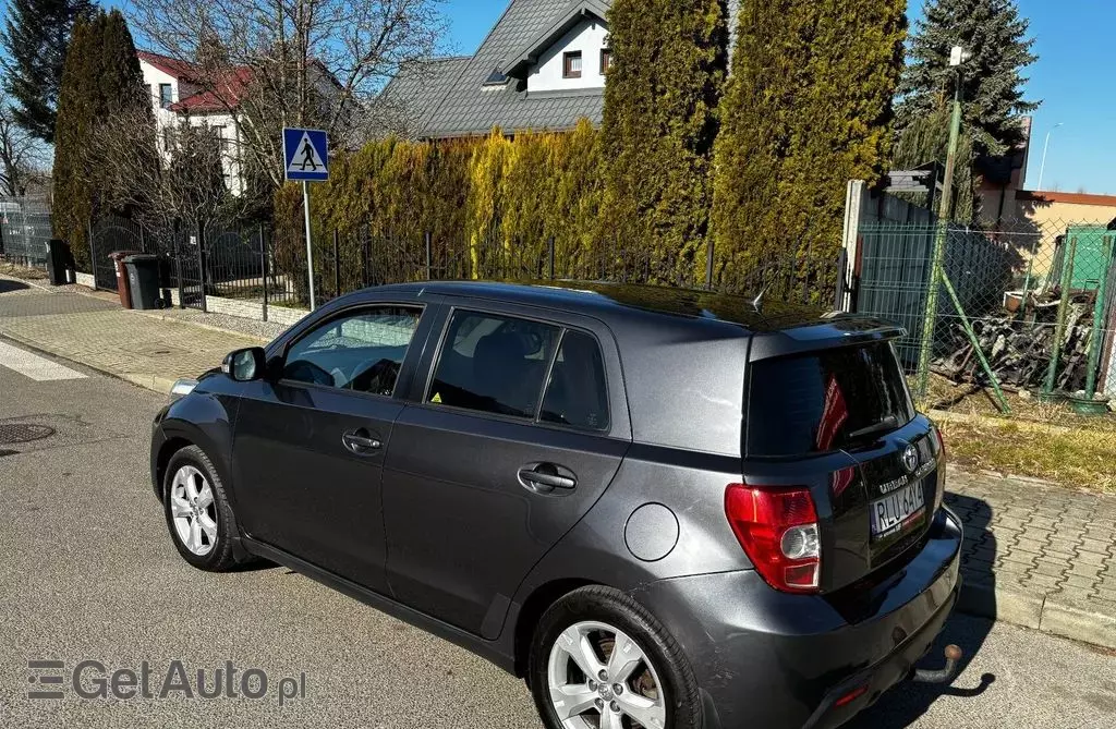 TOYOTA Urban Cruiser 