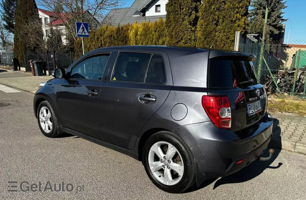 TOYOTA Urban Cruiser 