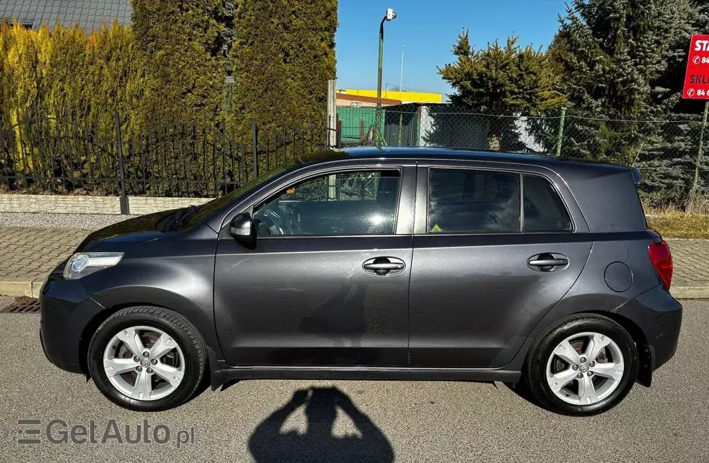 TOYOTA Urban Cruiser 