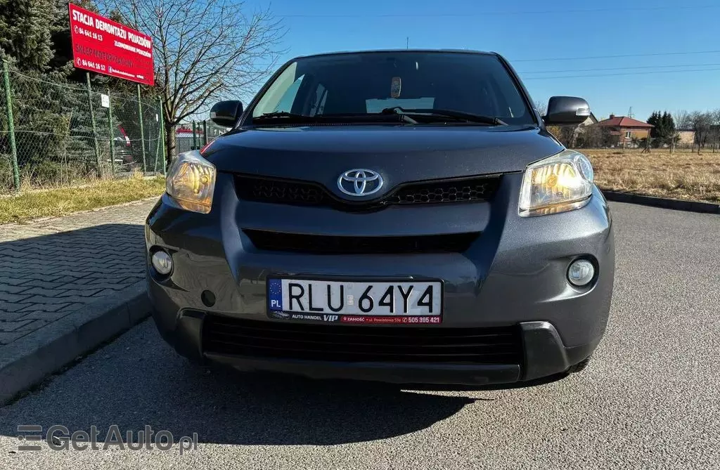 TOYOTA Urban Cruiser 