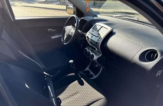 TOYOTA Urban Cruiser 