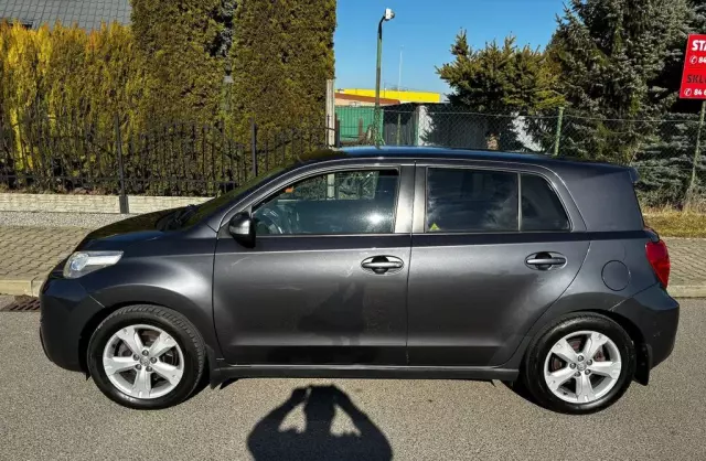 TOYOTA Urban Cruiser 