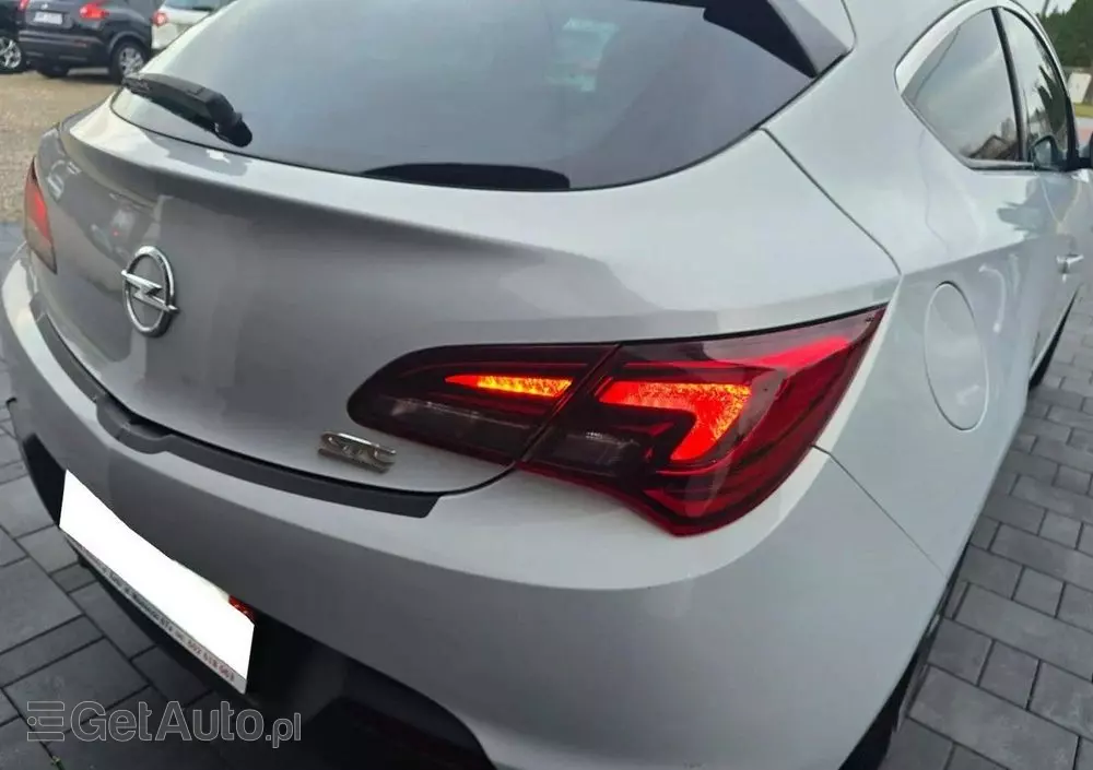 OPEL Astra GTC 1.4 Turbo