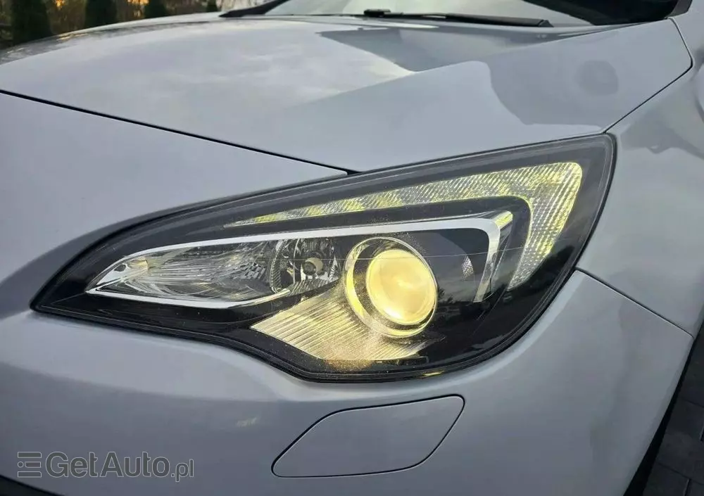 OPEL Astra GTC 1.4 Turbo