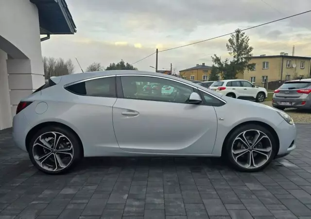 OPEL Astra GTC 1.4 Turbo