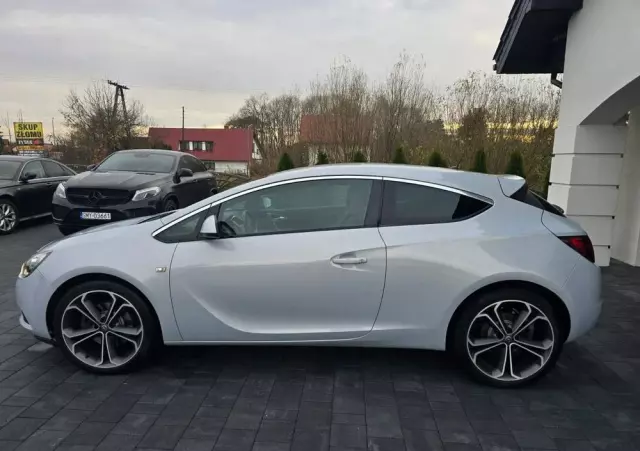 OPEL Astra GTC 1.4 Turbo