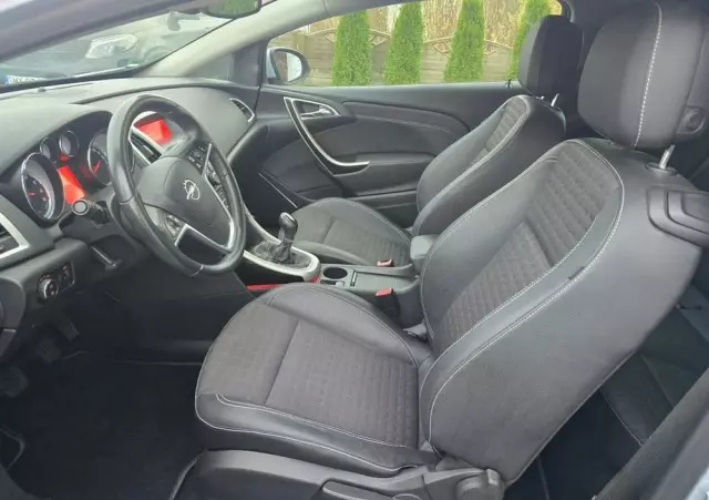 OPEL Astra GTC 1.4 Turbo