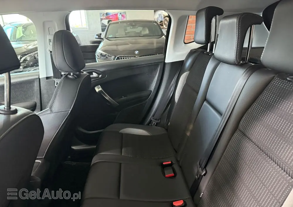 PEUGEOT 2008 1.6 BlueHDi Allure