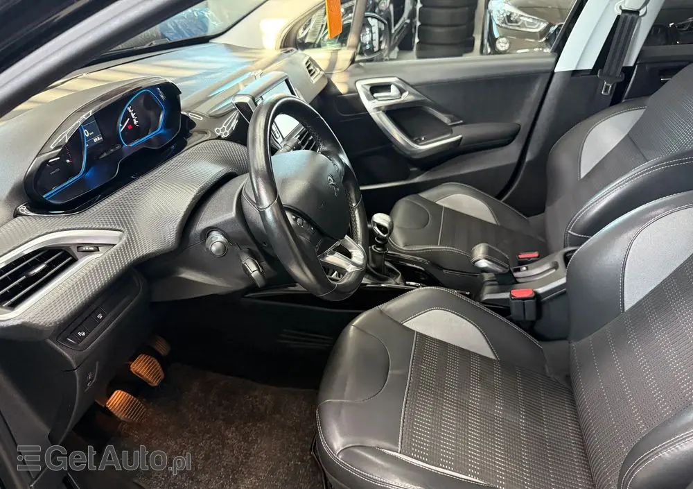 PEUGEOT 2008 1.6 BlueHDi Allure