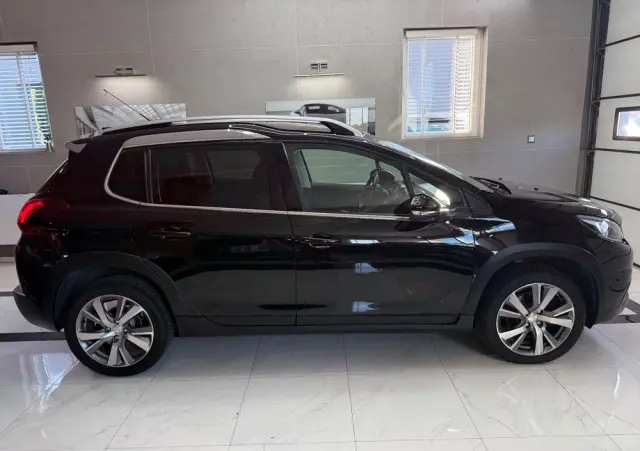 PEUGEOT 2008 1.6 BlueHDi Allure
