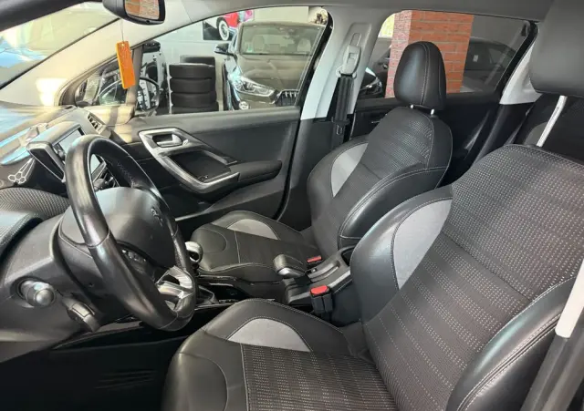 PEUGEOT 2008 1.6 BlueHDi Allure