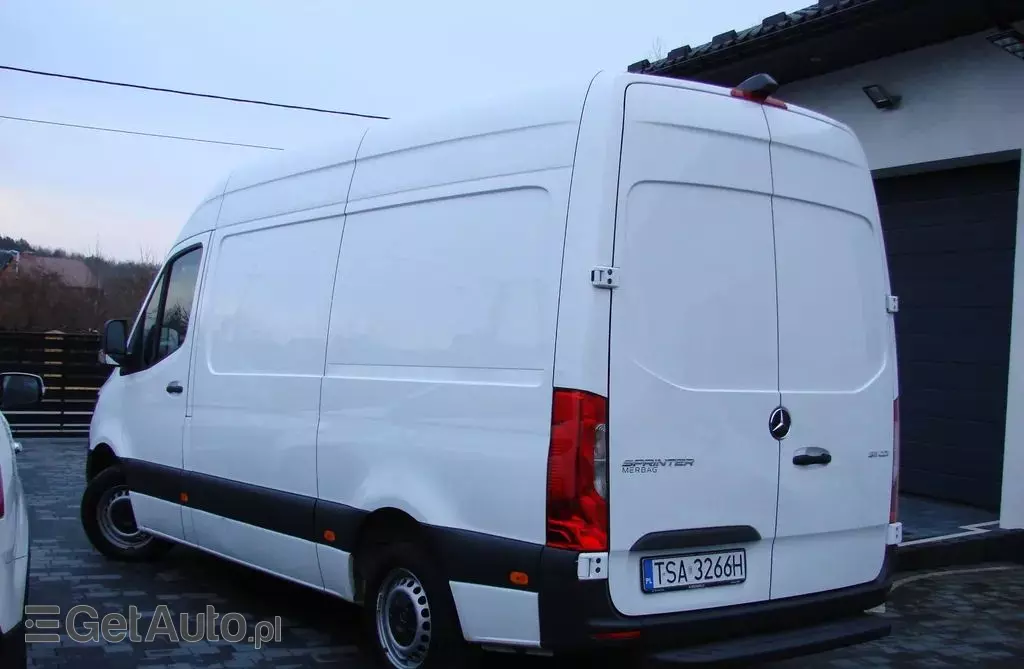 MERCEDES-BENZ Sprinter 