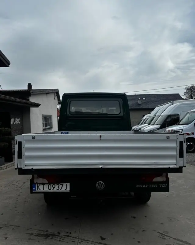 VOLKSWAGEN Crafter Doka 6 osób ze Skrzynką, Brygadówka Dubel kabina 