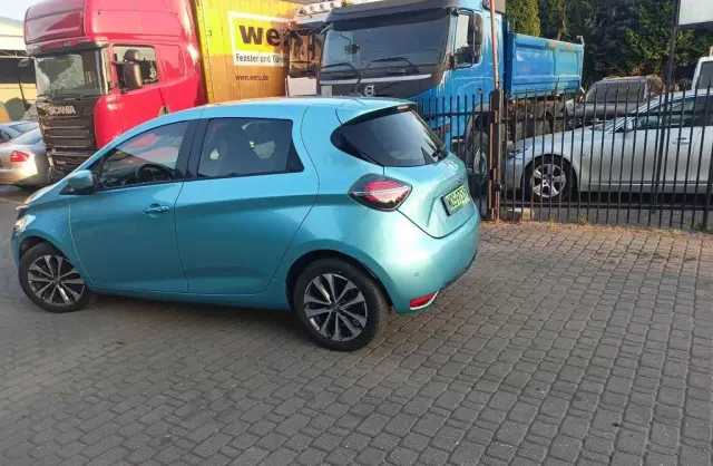 RENAULT Zoe 