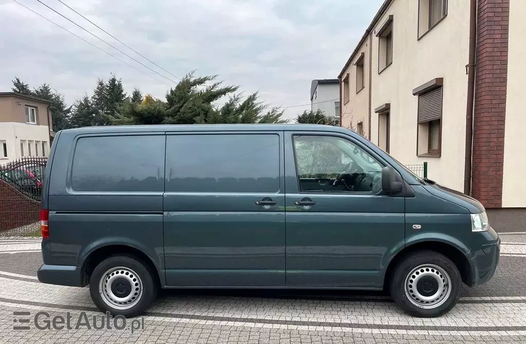 VOLKSWAGEN TRANSPORTER 