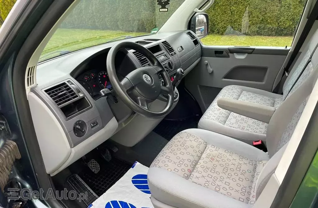 VOLKSWAGEN TRANSPORTER 
