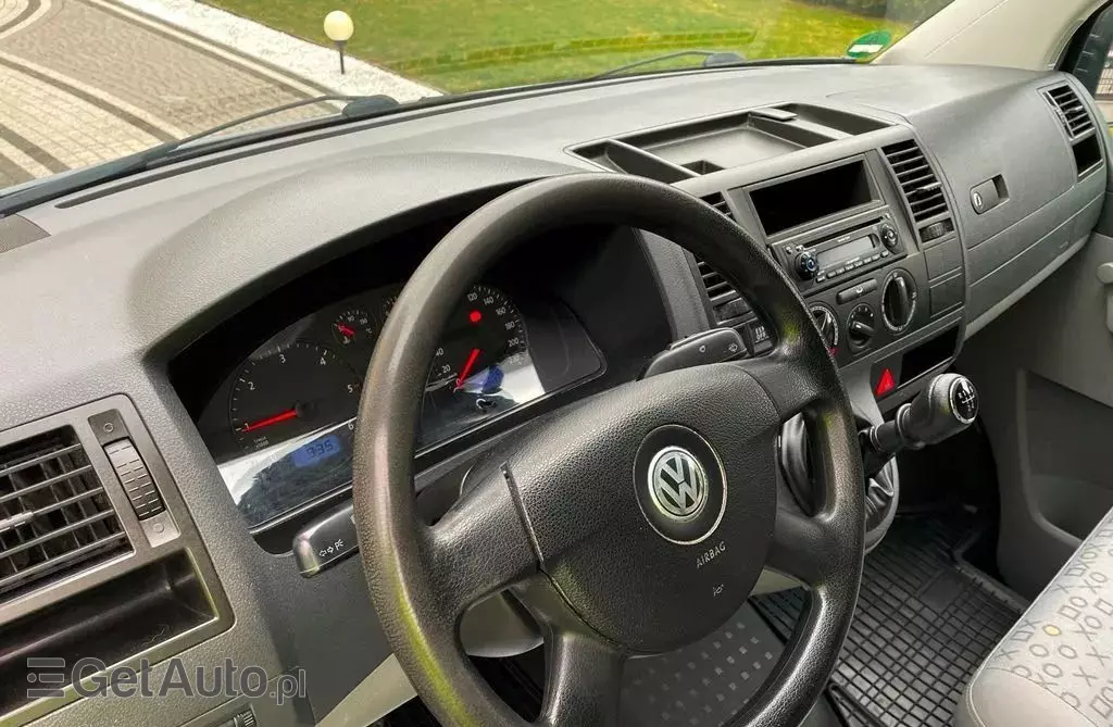 VOLKSWAGEN TRANSPORTER 