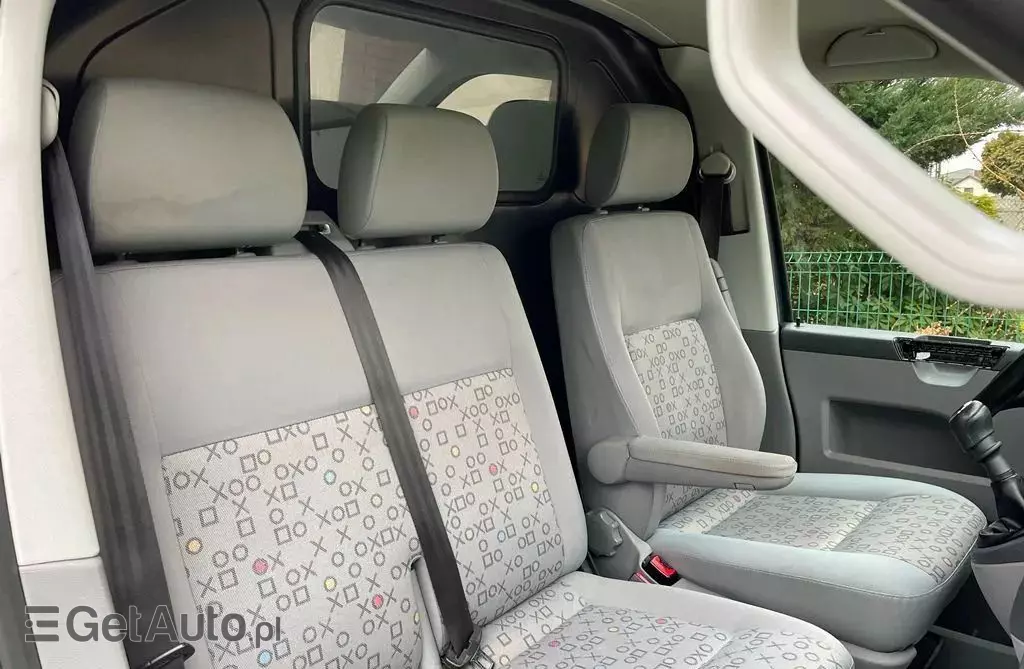 VOLKSWAGEN TRANSPORTER 