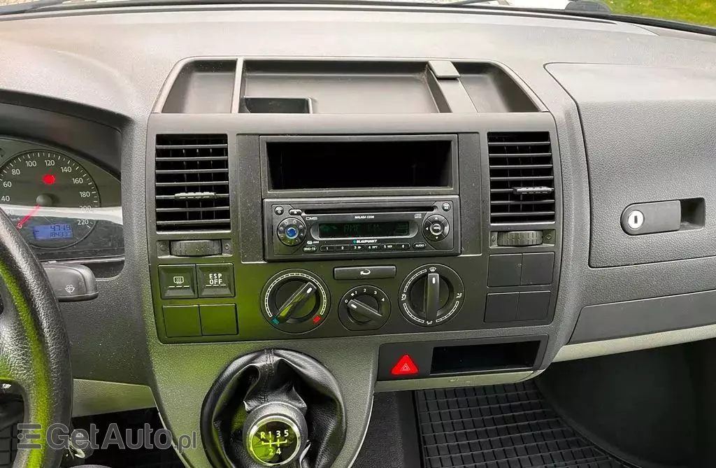 VOLKSWAGEN TRANSPORTER 