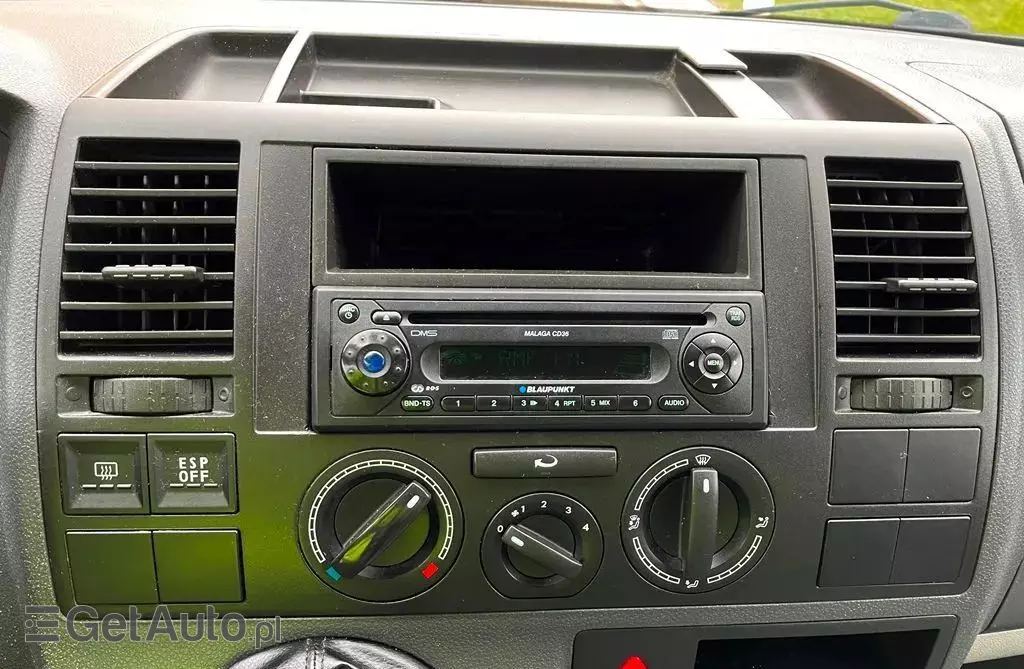 VOLKSWAGEN TRANSPORTER 