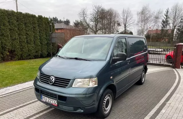 VOLKSWAGEN TRANSPORTER 