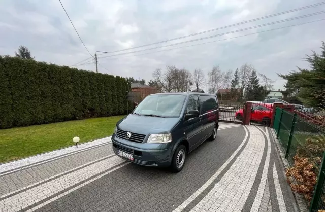VOLKSWAGEN TRANSPORTER 
