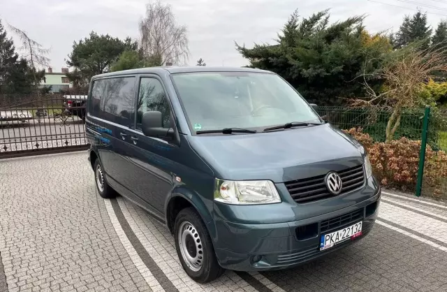 VOLKSWAGEN TRANSPORTER 