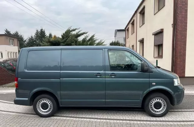 VOLKSWAGEN TRANSPORTER 