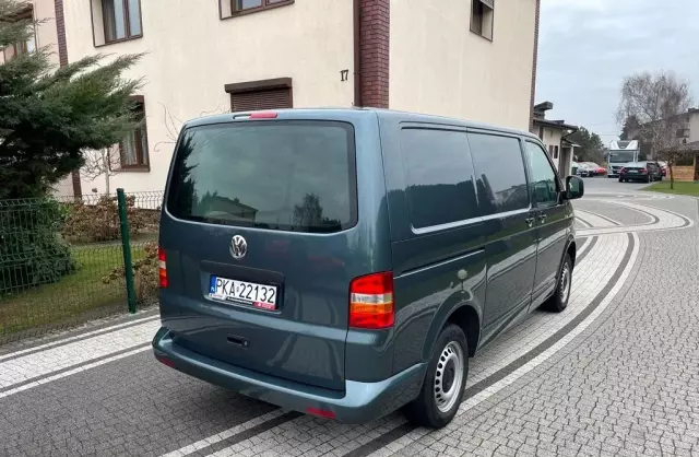 VOLKSWAGEN TRANSPORTER 
