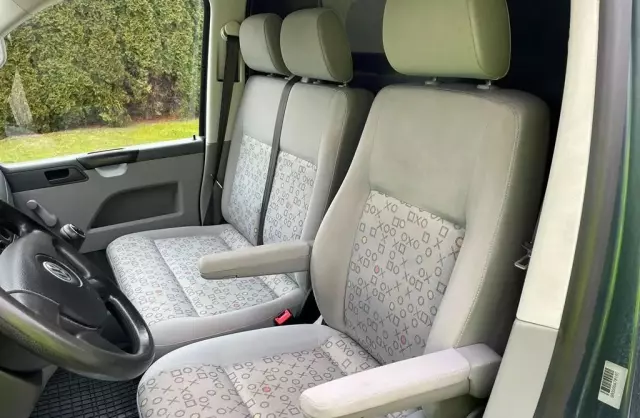 VOLKSWAGEN TRANSPORTER 