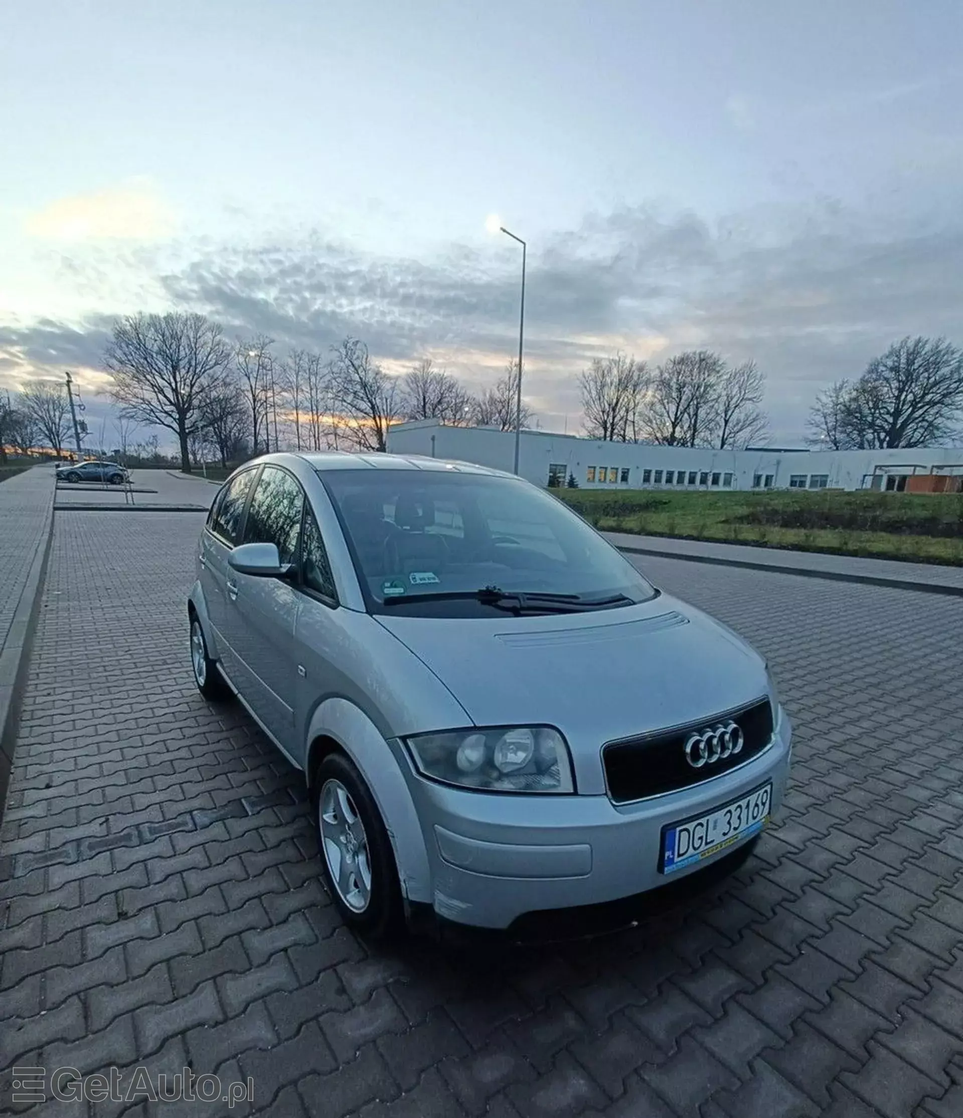 AUDI A2 