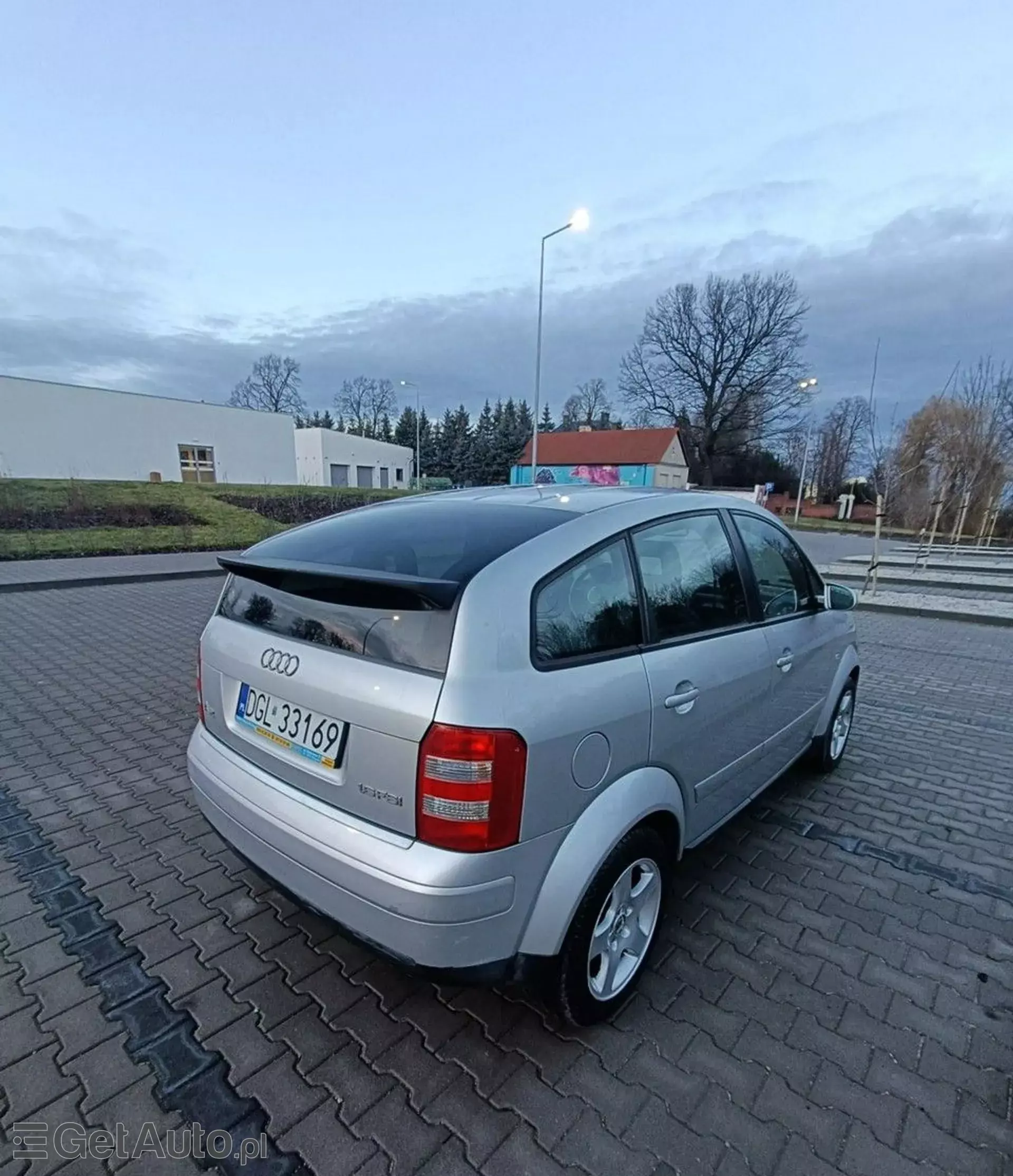 AUDI A2 