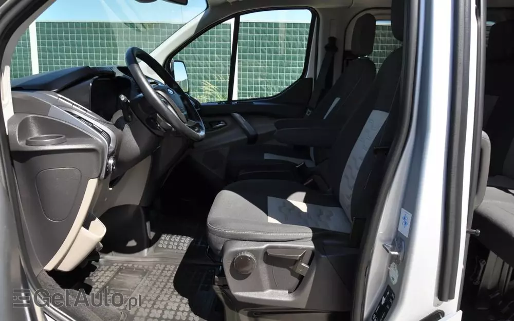 FORD TRANSIT CUSTOM 170 KM M6 Limited DCiV 290 L2 5 osobowy Brygadowy Krajowy I Właściciel Serwisowany Drzwi przesuwne z dwóch stron 