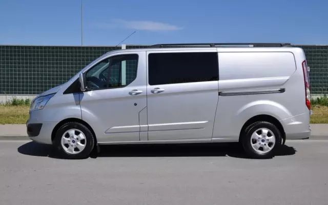 FORD TRANSIT CUSTOM 170 KM M6 Limited DCiV 290 L2 5 osobowy Brygadowy Krajowy I Właściciel Serwisowany Drzwi przesuwne z dwóch stron 
