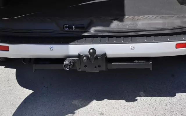 FORD TRANSIT CUSTOM 170 KM M6 Limited DCiV 290 L2 5 osobowy Brygadowy Krajowy I Właściciel Serwisowany Drzwi przesuwne z dwóch stron 