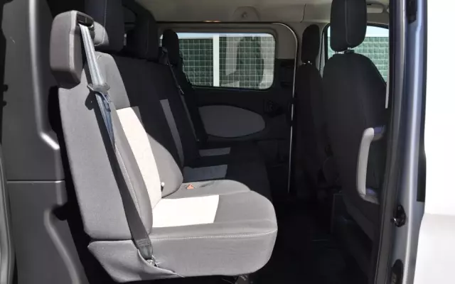 FORD TRANSIT CUSTOM 170 KM M6 Limited DCiV 290 L2 5 osobowy Brygadowy Krajowy I Właściciel Serwisowany Drzwi przesuwne z dwóch stron 